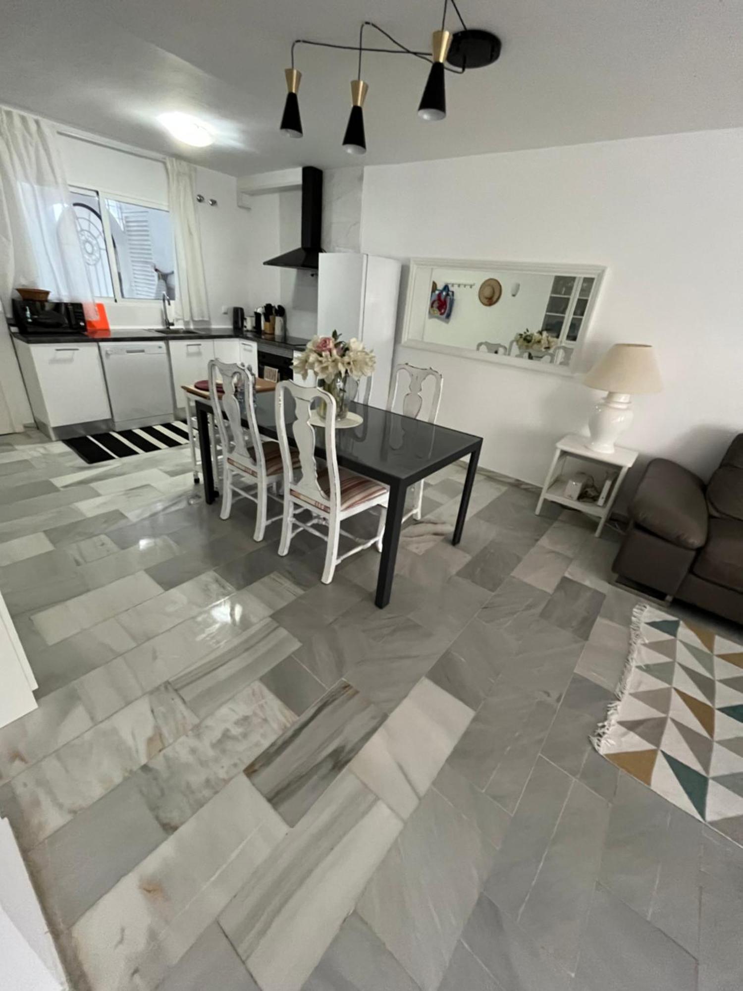Estrelicia III Leilighet Marbella Eksteriør bilde